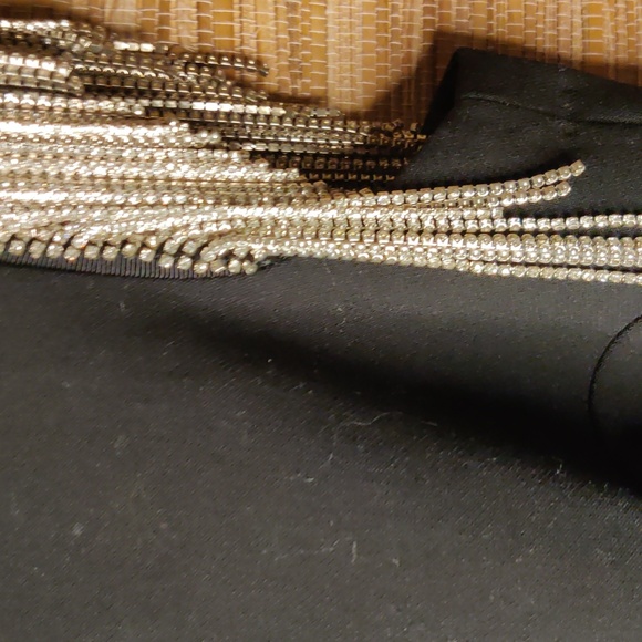 Trina Turk Alinda Blouse Size Medium - Picture 5 of 12